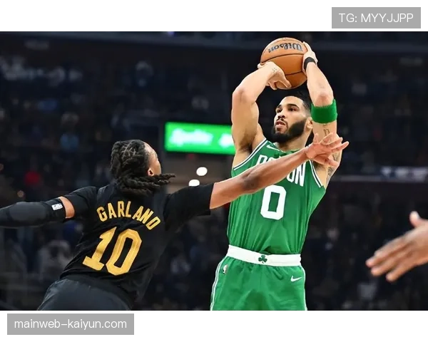 凯尔特人塔图姆缺席期间怀特挺身而出 展现价值