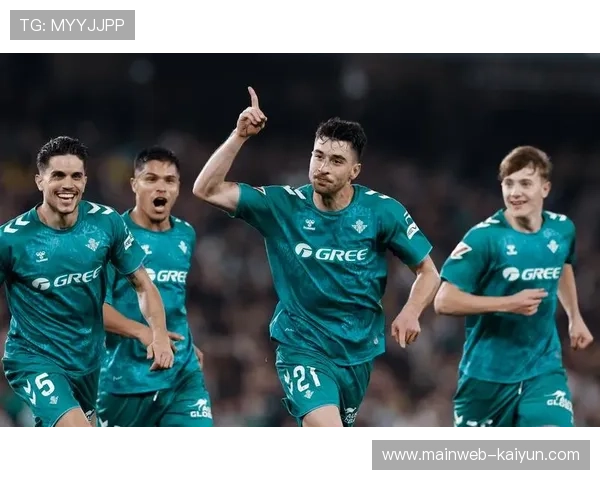 中日德兰短传配合控场细腻 但面对强硬逼抢容易失误 中日德兰短传配合控场细腻 但面对强硬逼抢容易失误